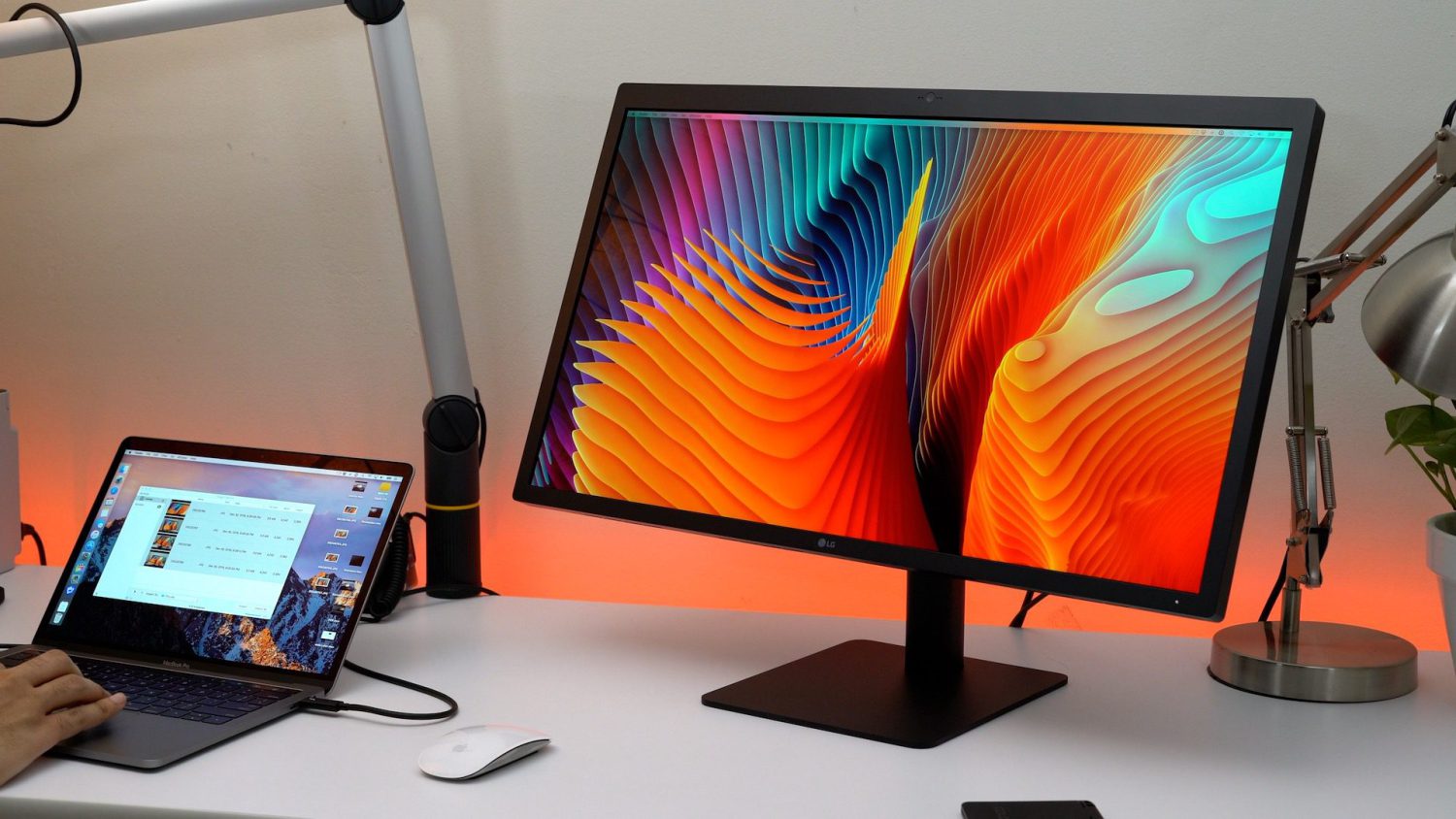 best monitor for a mac pro 2016